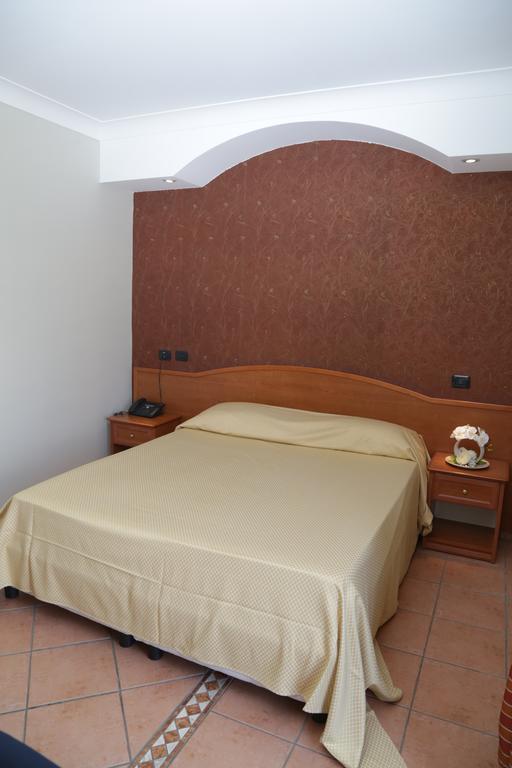 Hotel Stefano A Melito Melito di Napoli Εξωτερικό φωτογραφία