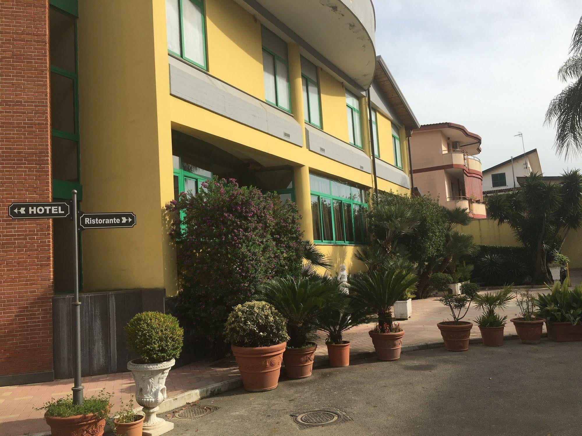 Hotel Stefano A Melito Melito di Napoli Εξωτερικό φωτογραφία