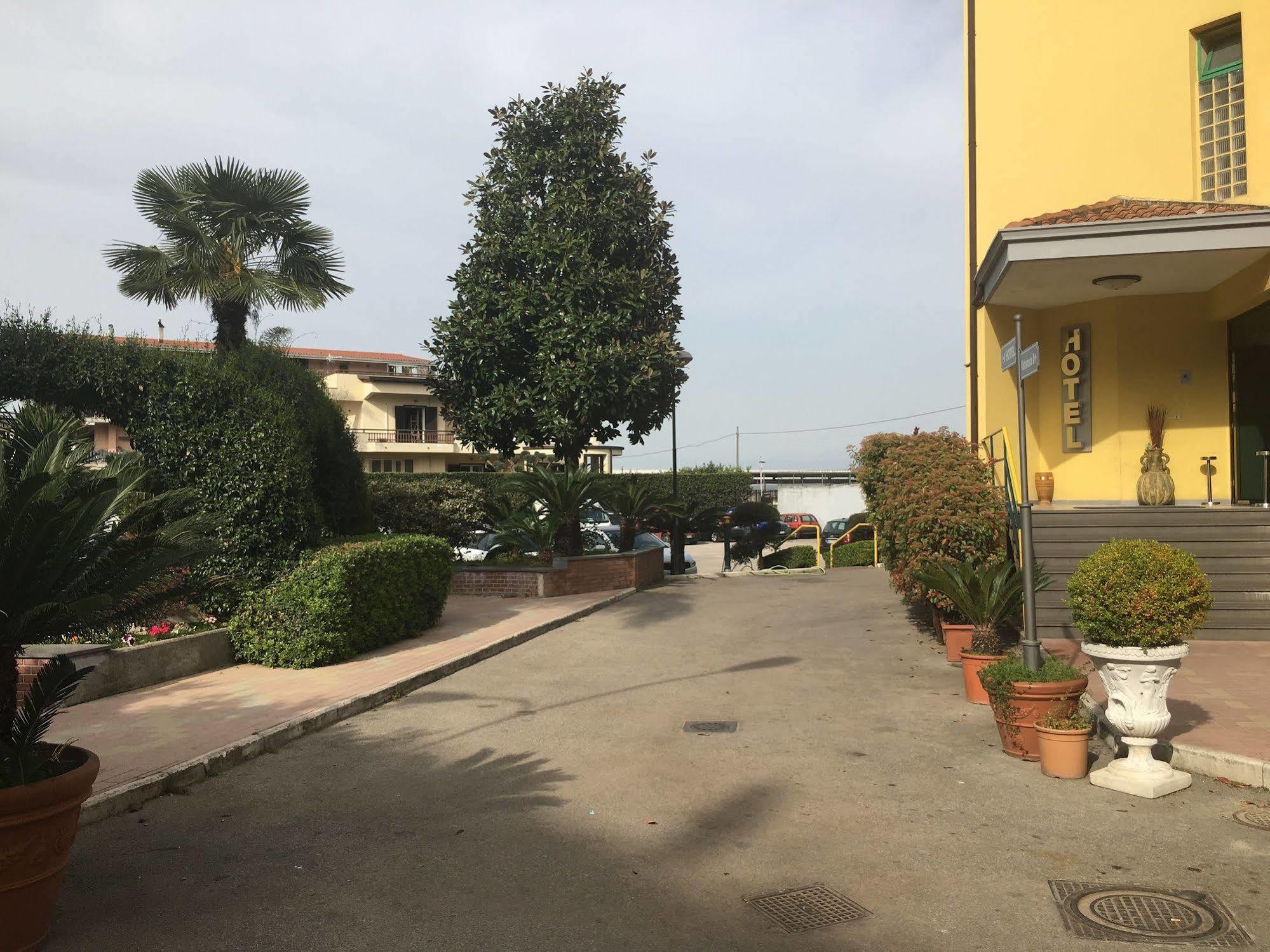 Hotel Stefano A Melito Melito di Napoli Εξωτερικό φωτογραφία